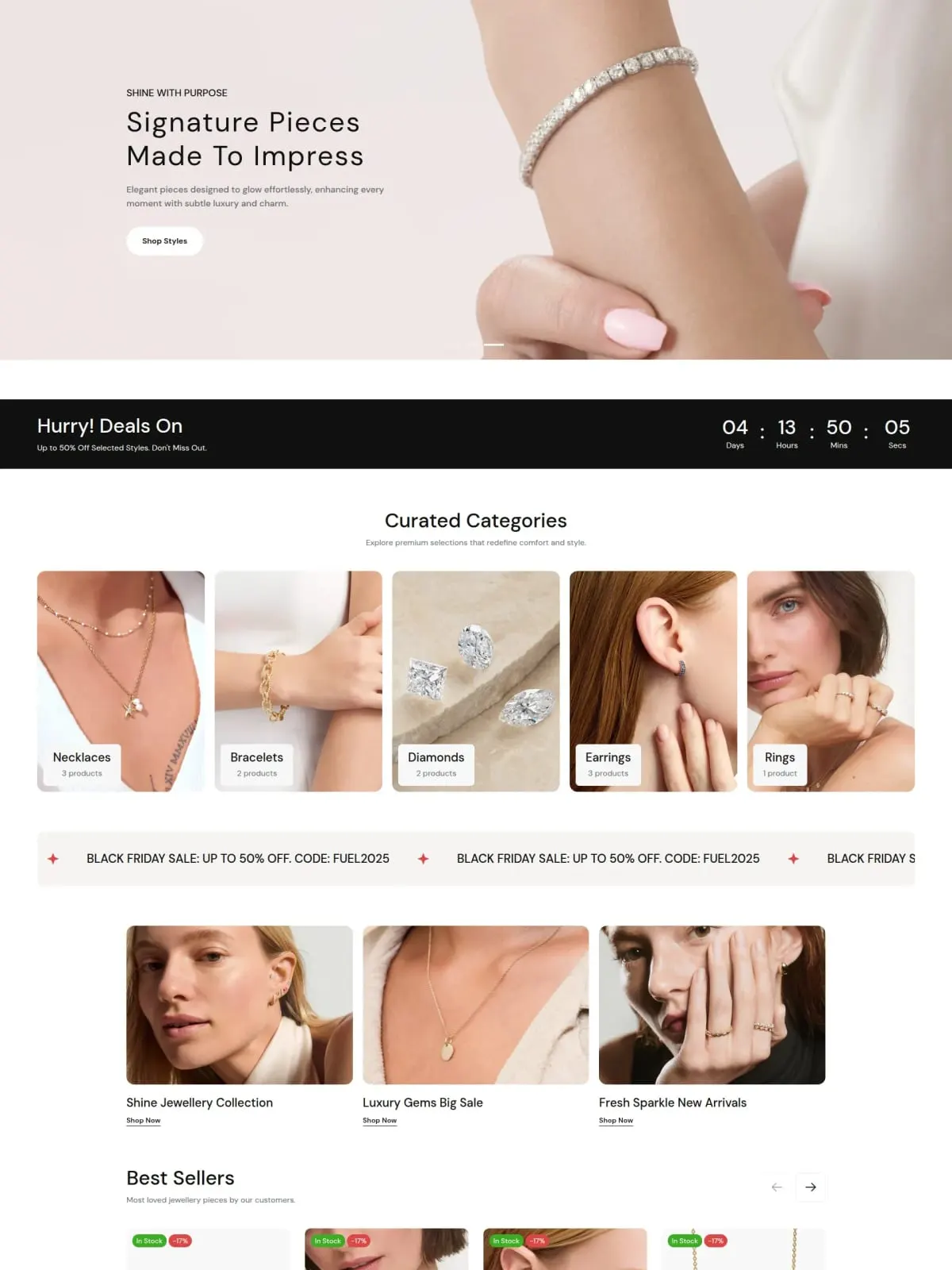Maison d'orfèvrerie et joaillerie fine : bracelets sertis, colliers et bagues d'exception, avec guide des tailles interactif et certificat d'authenticité digital.